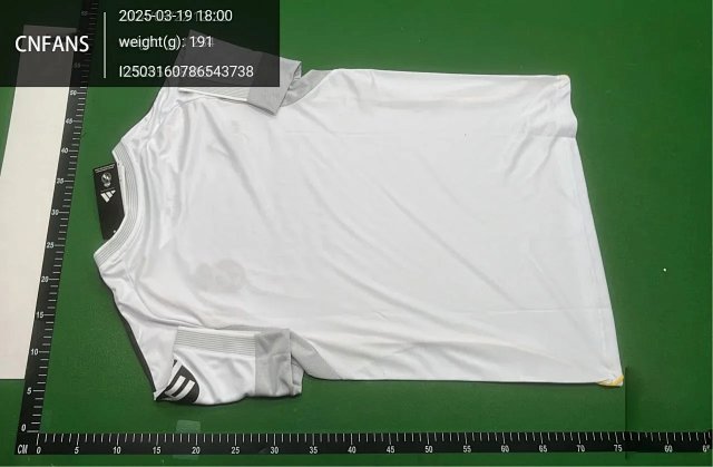Adidas Nike jersey T-shirt TEE: seller detail photo 4