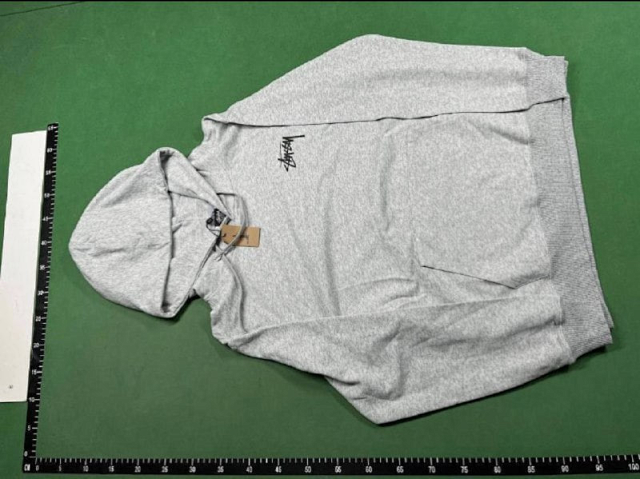 Stussy Hoodie: seller detail photo 1