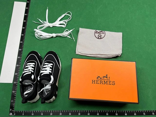 Hermès Shoes: seller detail photo 2