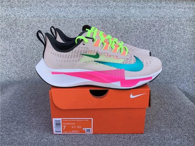 Nike Air Zoom Pegasus 37 Sneakers: seller detail photo 10