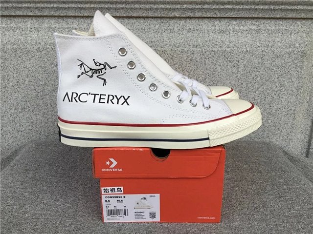 Converse Chuck Taylor Shoes: seller detail photo 12