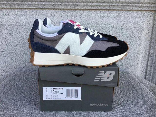 New Balance 327 Sneakers: seller detail photo 10