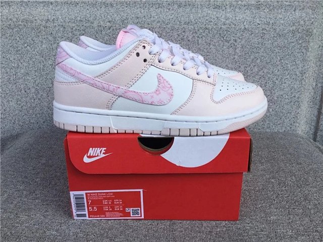 Nike Dunk Sneakers: seller detail photo 6