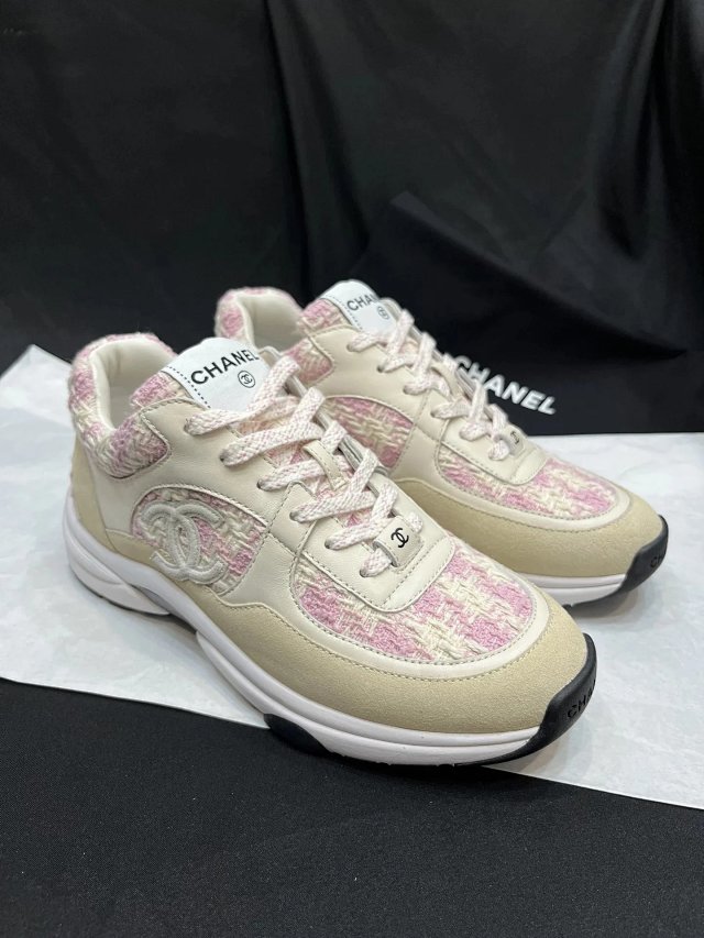 Chanel Sneakers: seller detail photo 5