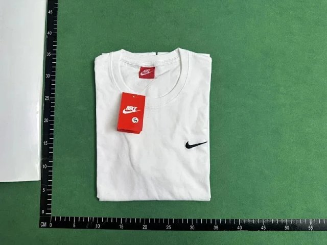 Nike T-shirt Tee: seller detail photo 6