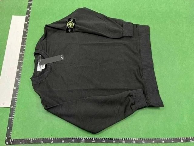 Stone Island Sweatshirt: seller detail photo 3
