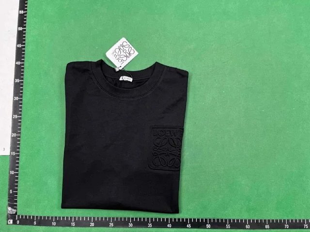LOEWE T-shirt Tee: seller detail photo 5