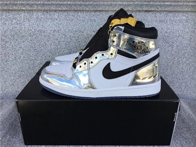 Air Jordan 1 AJ1 Sneakers: seller detail photo 4