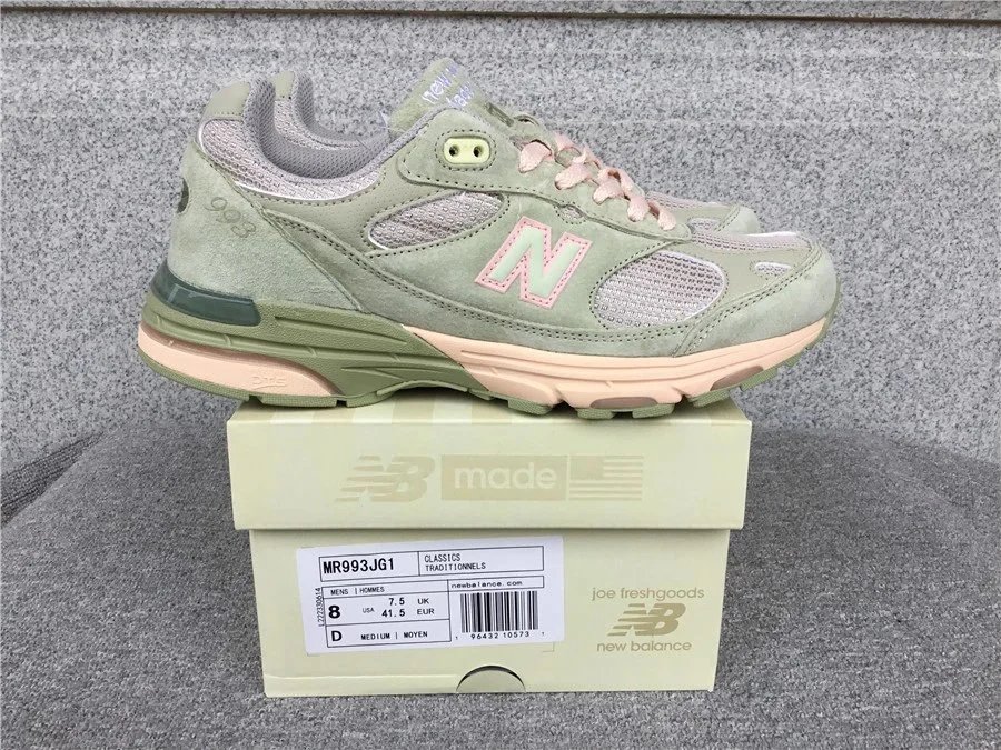 NB993 New Balance 993 Sneakers | 13 colorways