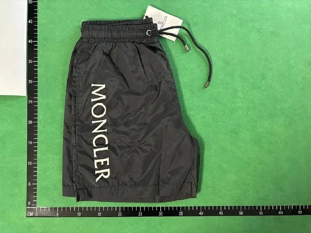 Moncler Shorts: seller detail photo 4