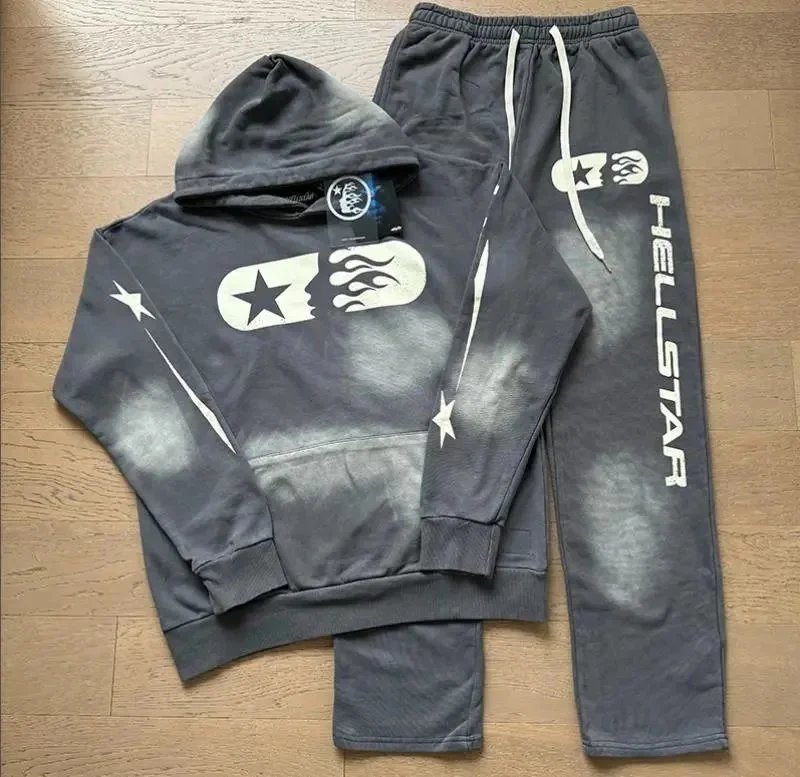 Hellstar Matching Sets Graphic T-shirt and Drawstring Shorts Set — 28