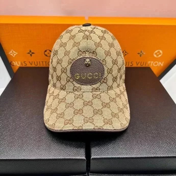 GUCCI hat