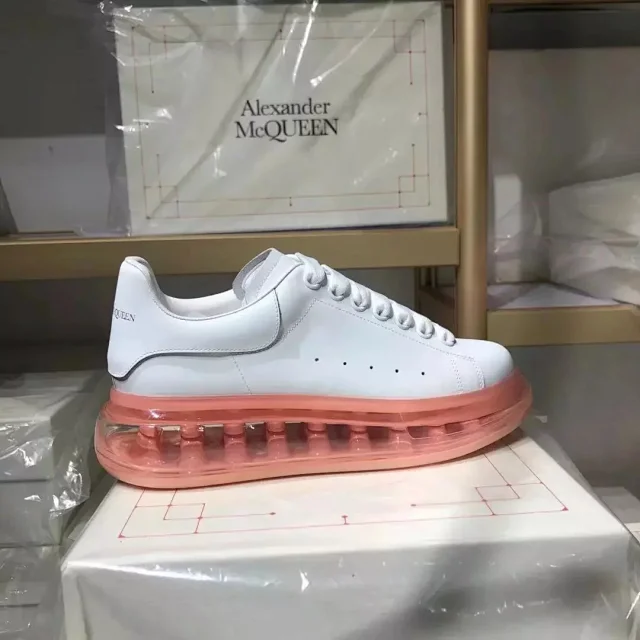 Alexander McQueen Sneakers Oversized low-top product detail image 11