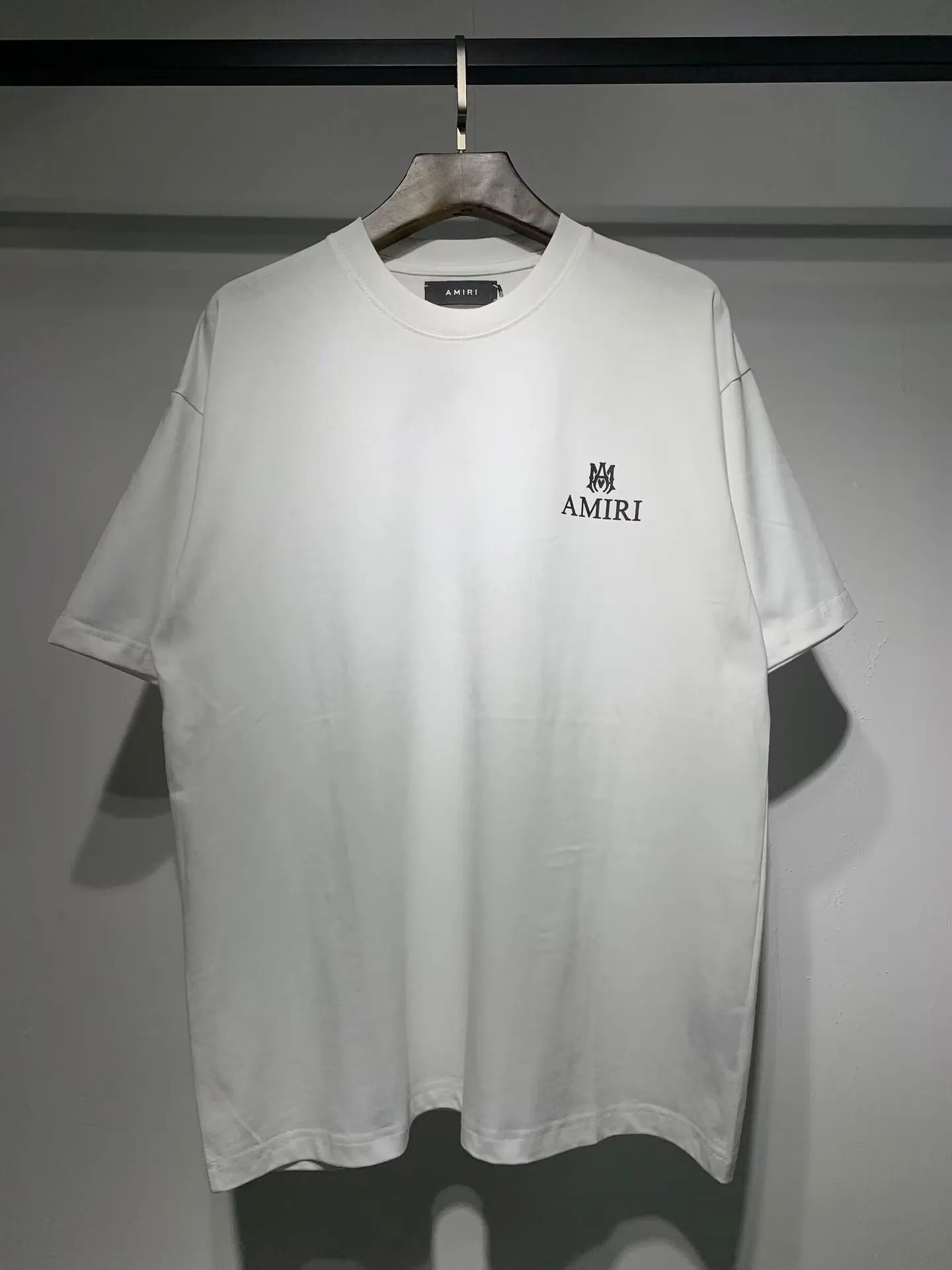 668 white