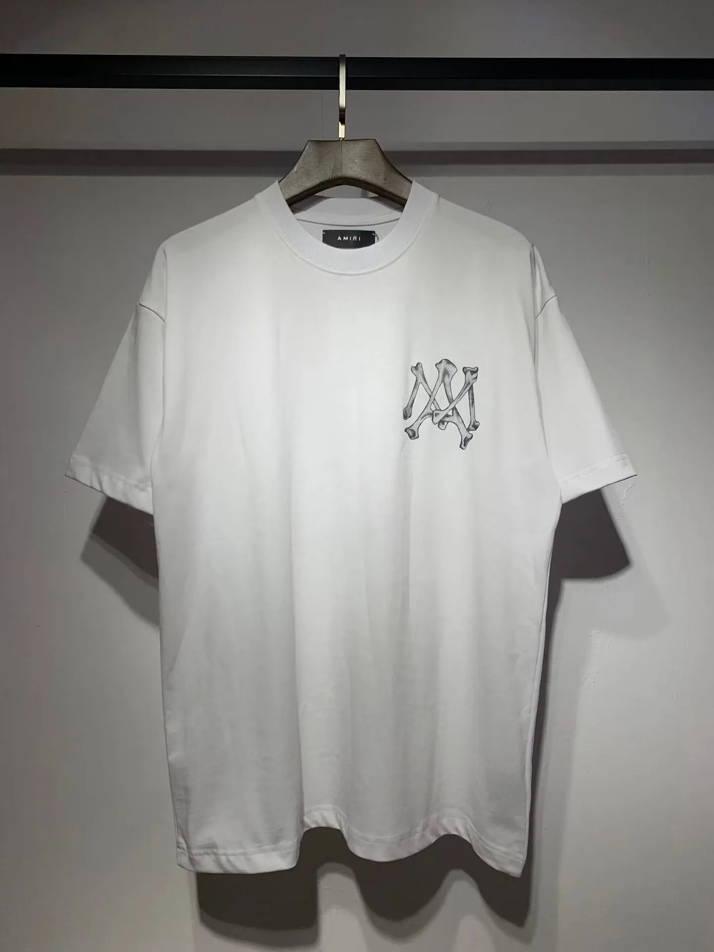 665 white