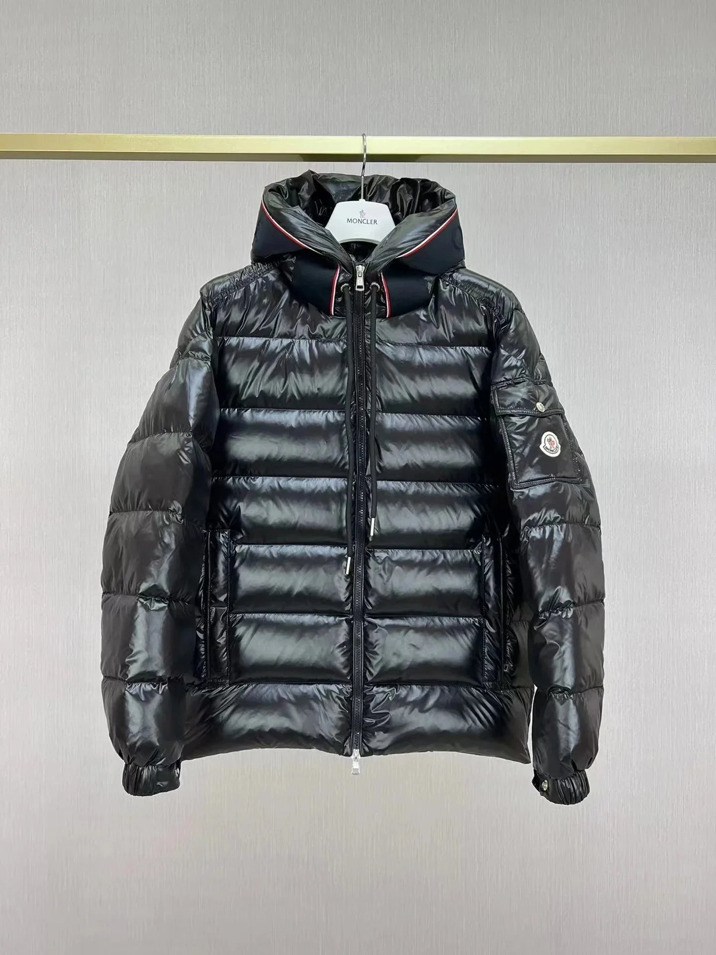 Moncler Down Jackets Shiny quilted puffer styles image 7