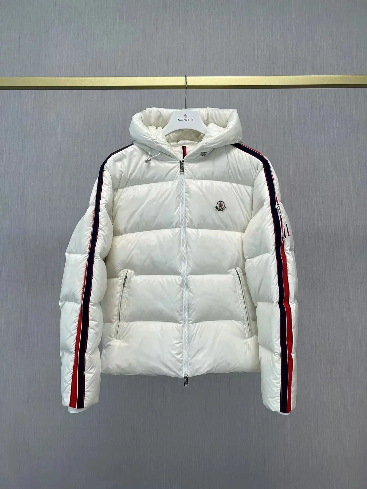 Moncler Down Jackets Shiny quilted puffer styles image 8
