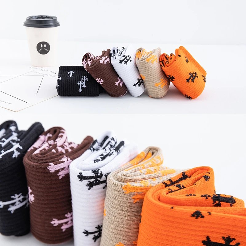 Design Cross-Print Crew Socks White - 8