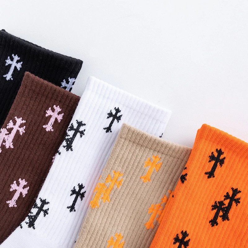 Design Cross-Print Crew Socks White - 5