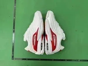 Asics Gel-Kayano 29 White Red Running Shoes - 1