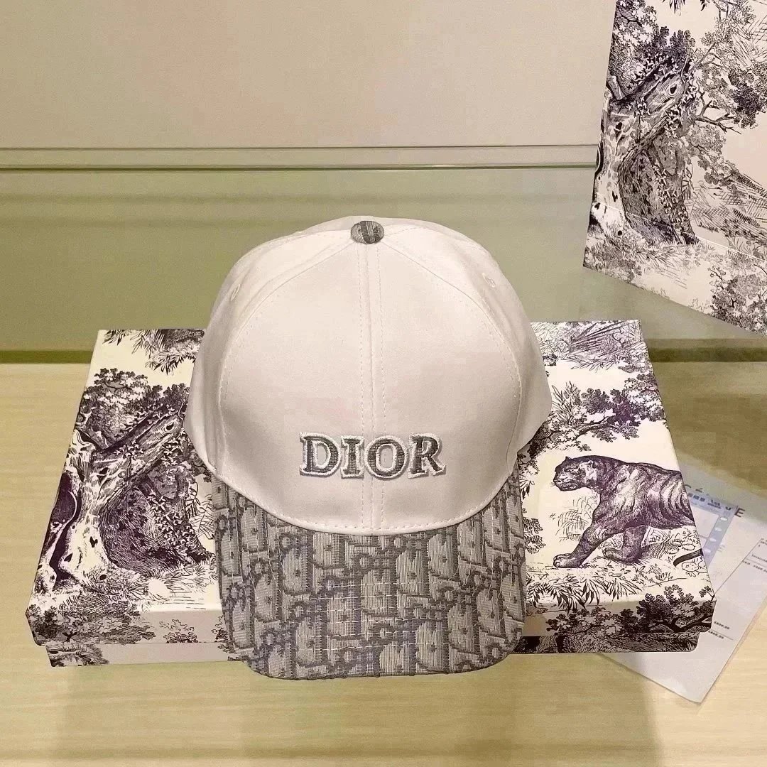 Gucci GG Supreme Baseball Cap Beige - 8