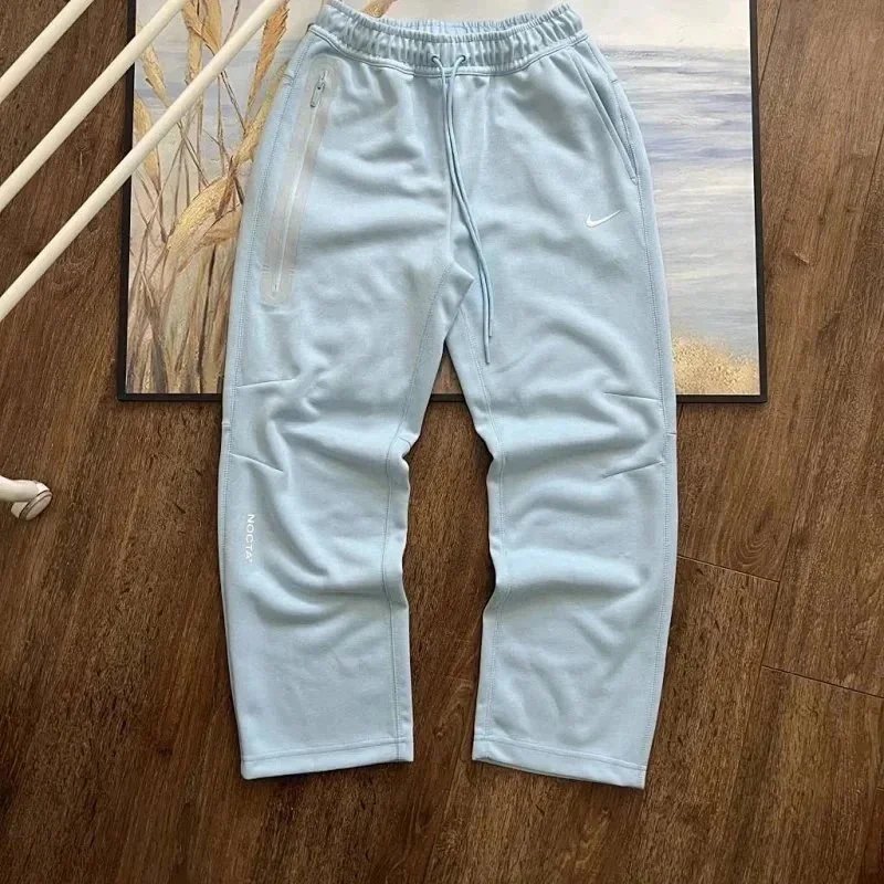 blue pants