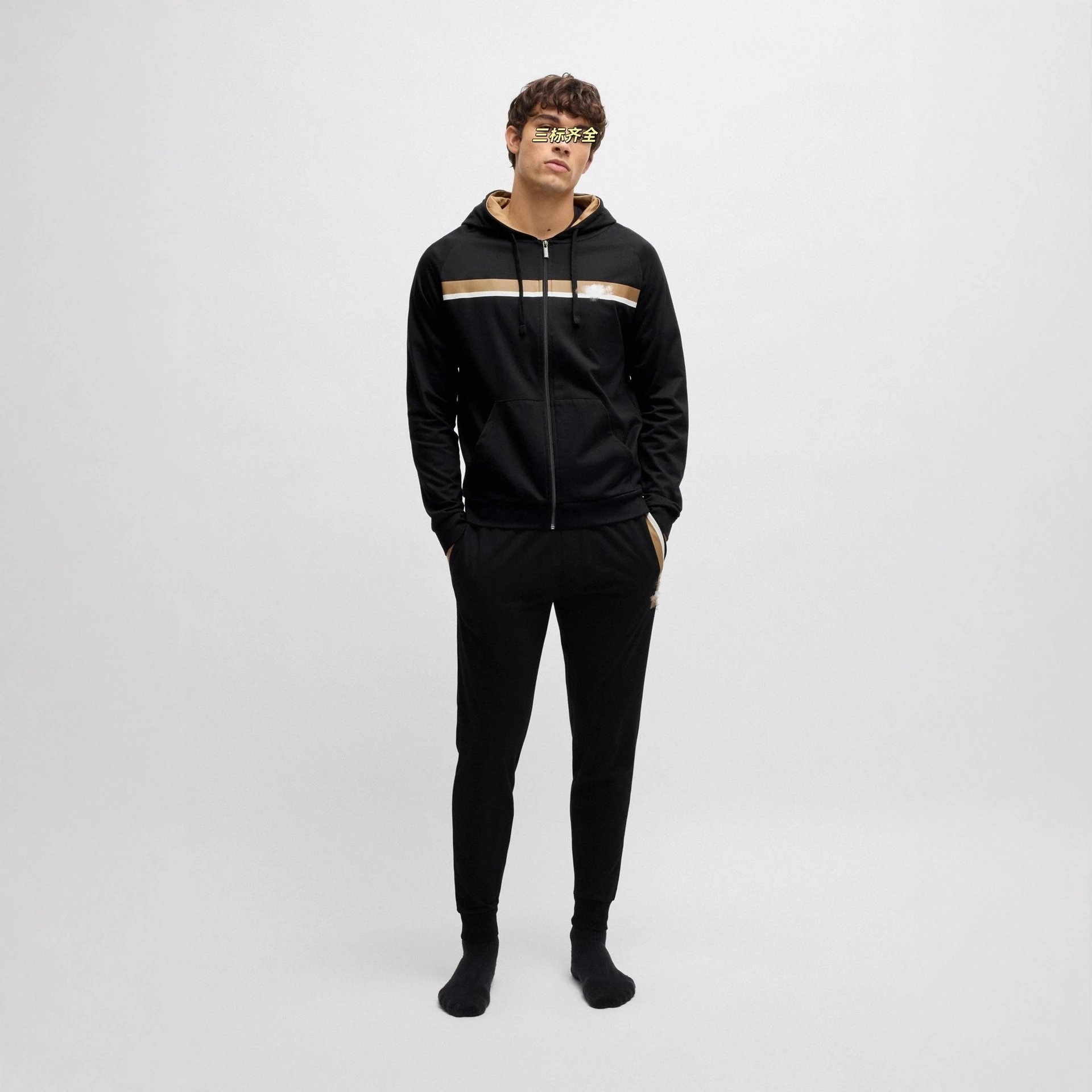 casual sports suit