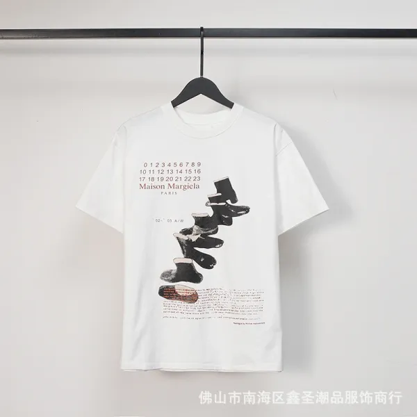 Maison Margiela Tabi Print Black T-Shirt - 16