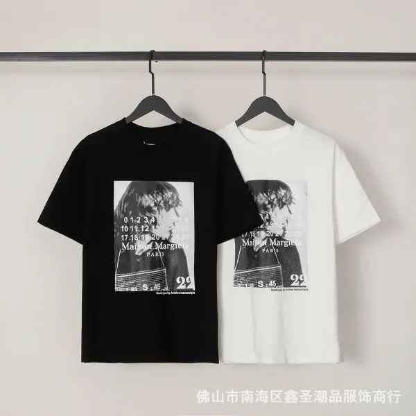 Maison Margiela Tabi Print Black T-Shirt - 24