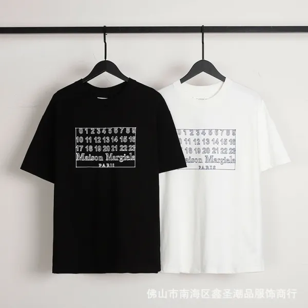 Maison Margiela Tabi Print Black T-Shirt - 35