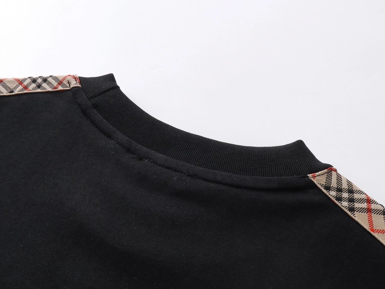 Burberry Check-Trimmed Oversized T-Shirt Black - 8