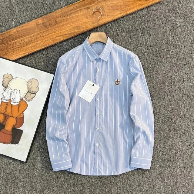 Moncler Shirts Button-Up Logo-Patch Shirt product detail image 10