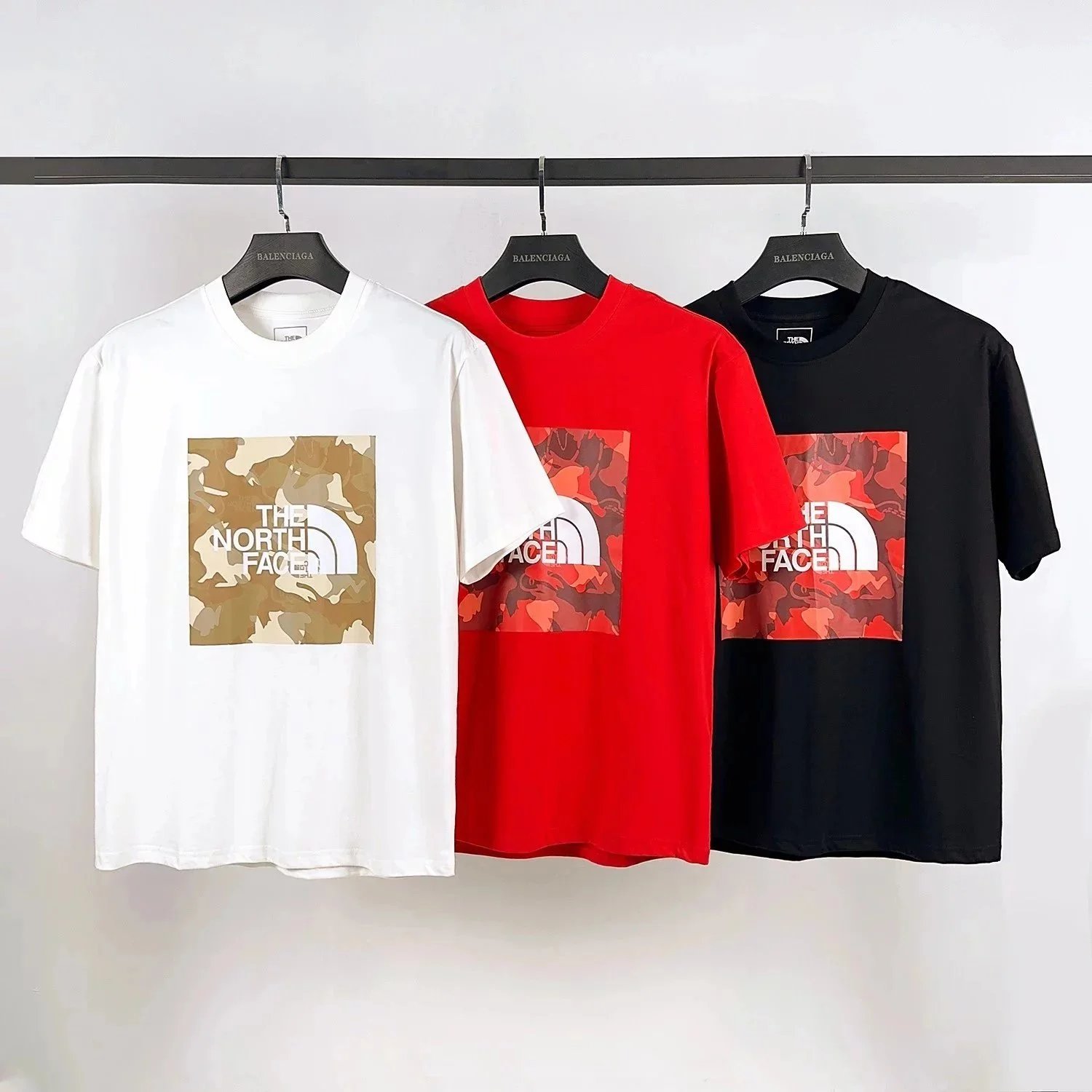 The North Face T-Shirts Short-Sleeve Logo Print — Style 5 (White)