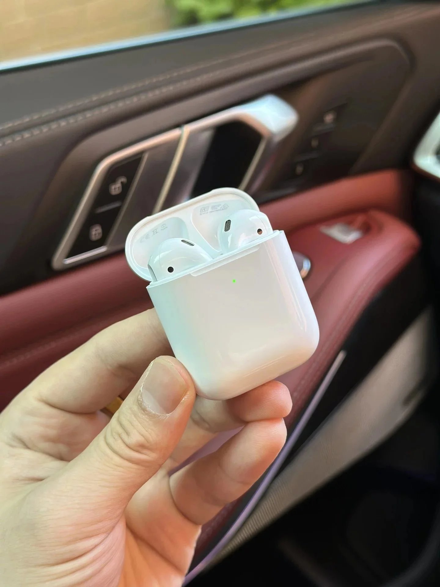 Apple AirPods