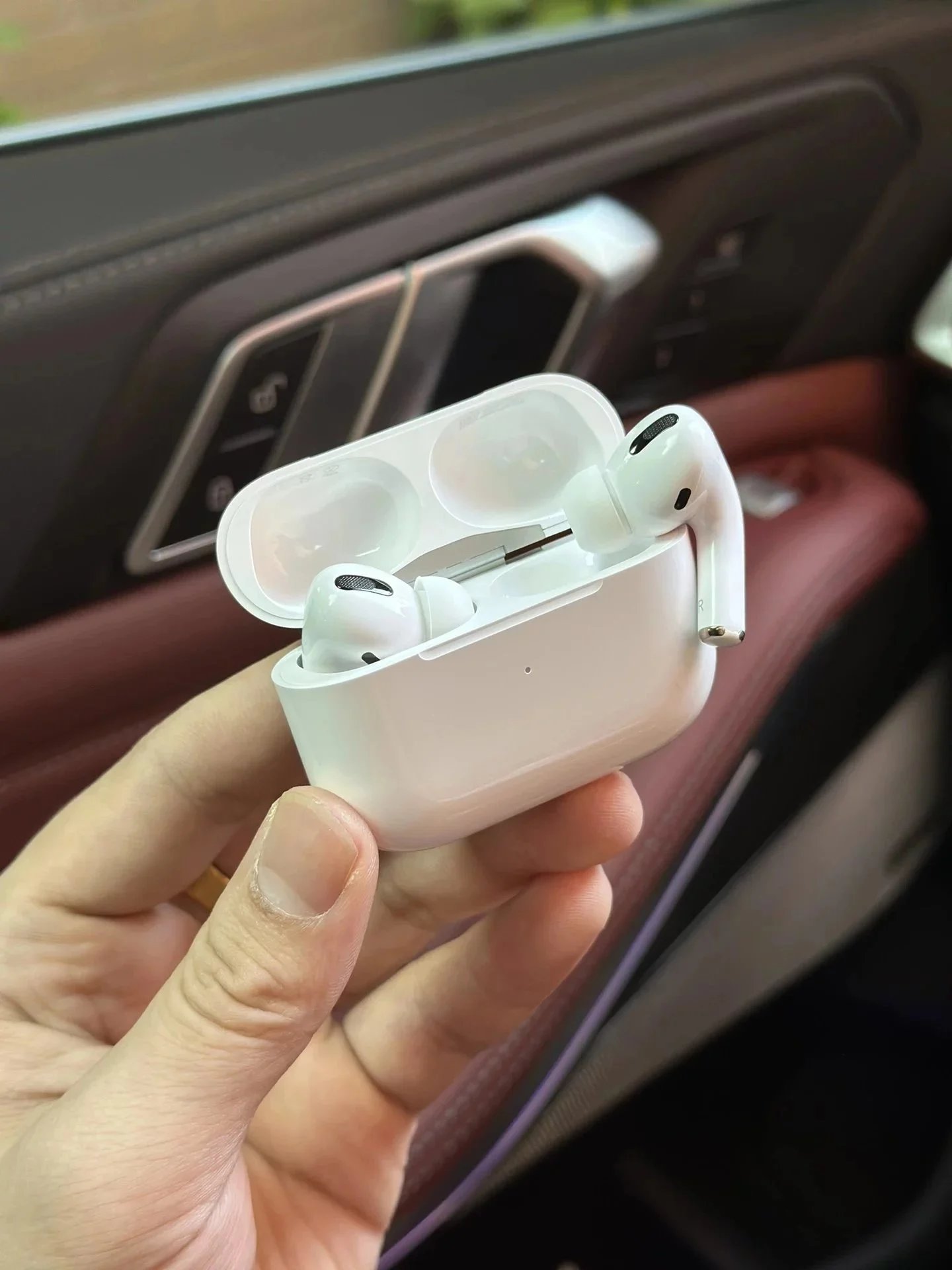 Apple AirPods