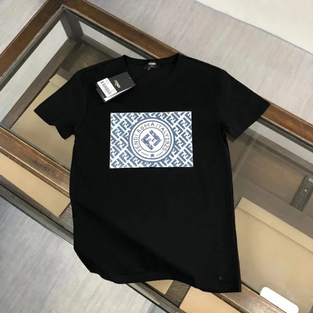 Fendi T-Shirts Short-Sleeve Graphic T-Shirt product detail image 2
