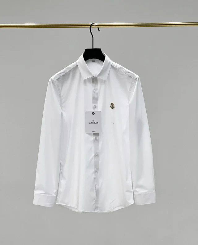 Moncler Shirts Button-Up Logo-Patch Shirt product detail image 3