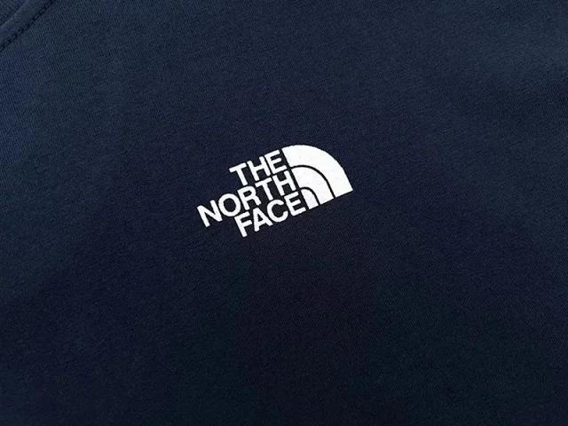 The North Face T-Shirts Short-Sleeve Logo Print product detail image 14