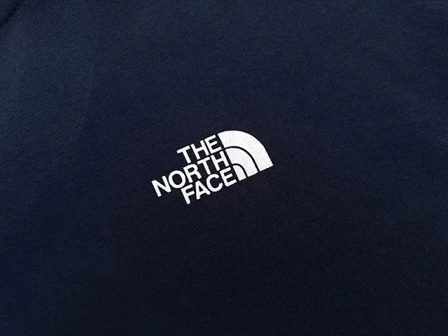 The North Face T-Shirts Short-Sleeve Logo Print product detail image 40