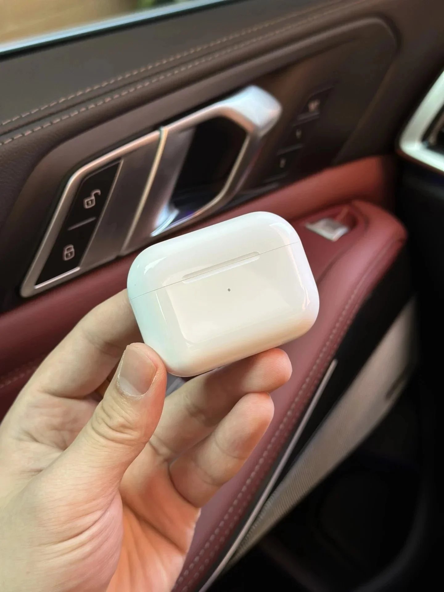 Apple AirPods