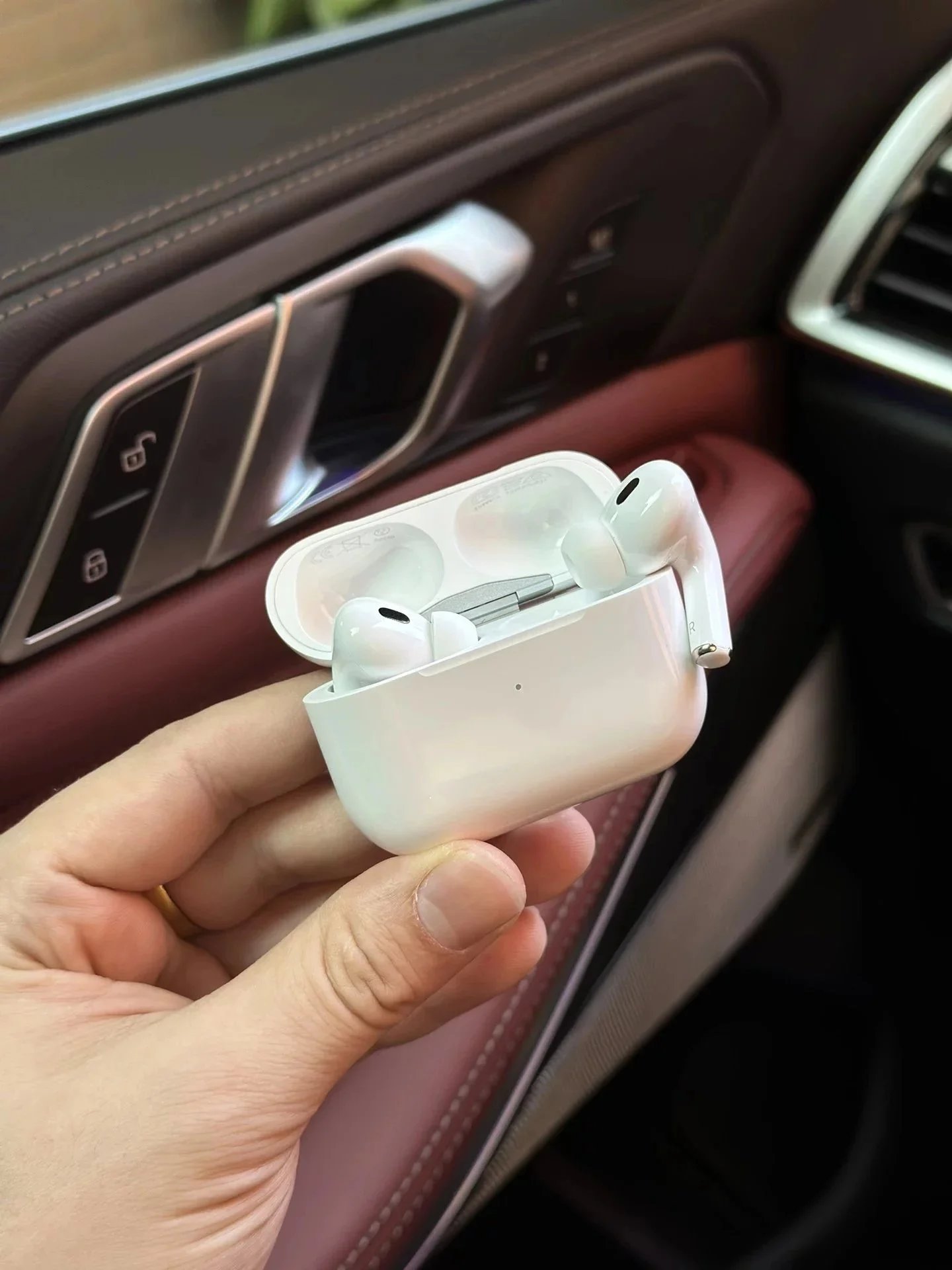 Apple AirPods