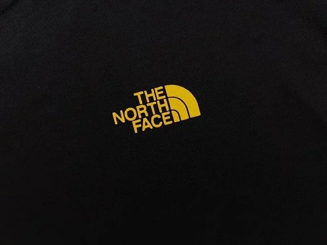 The North Face T-Shirts Short-Sleeve Logo Print product detail image 30
