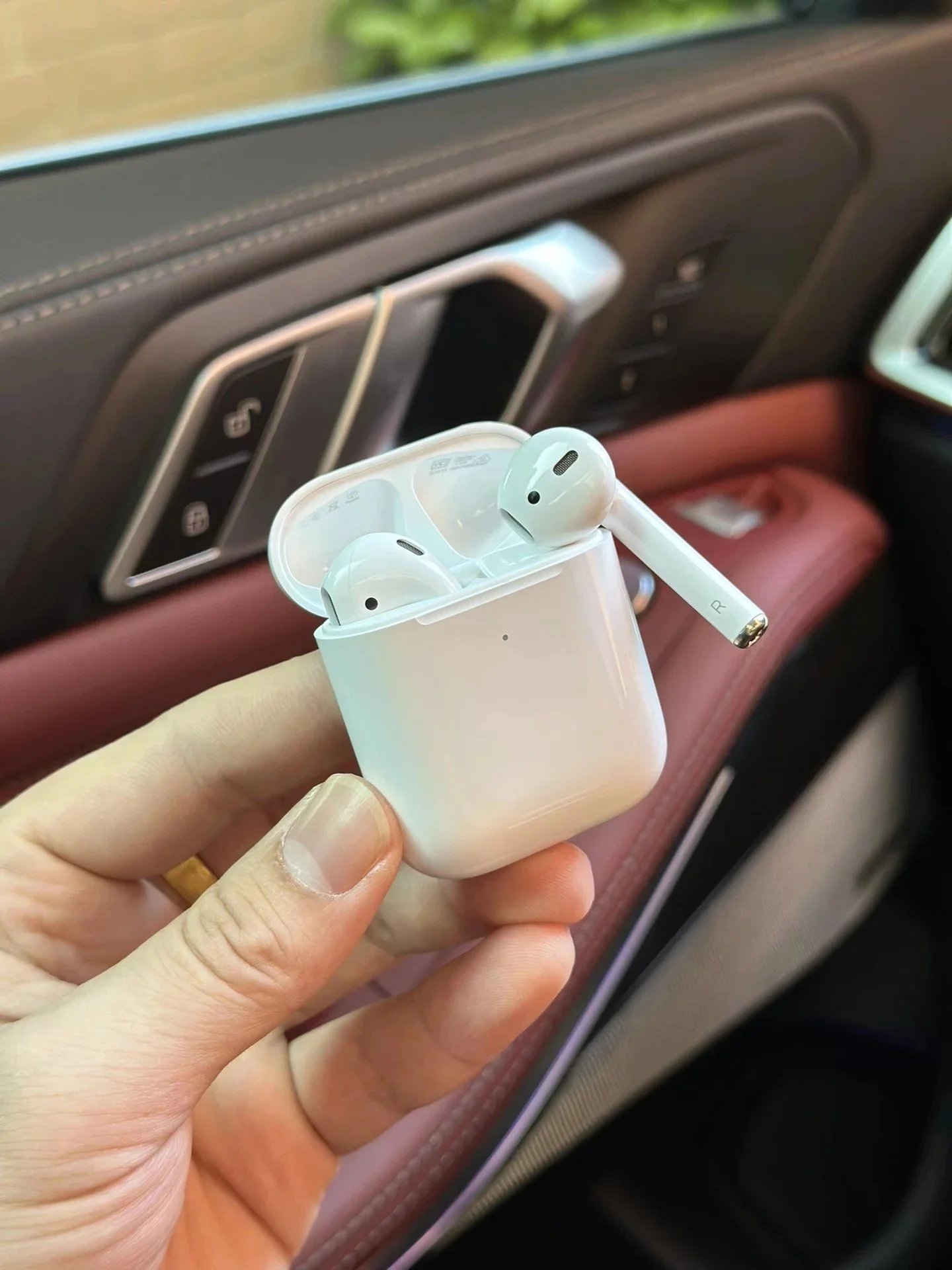 Apple AirPods