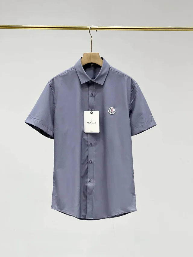 Moncler Shirts Button-Up Logo-Patch Shirt product detail image 2