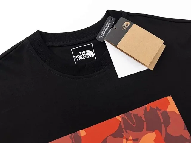 The North Face T-Shirts Short-Sleeve Logo Print product detail image 21