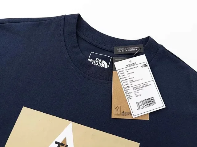 The North Face T-Shirts Short-Sleeve Logo Print product detail image 29