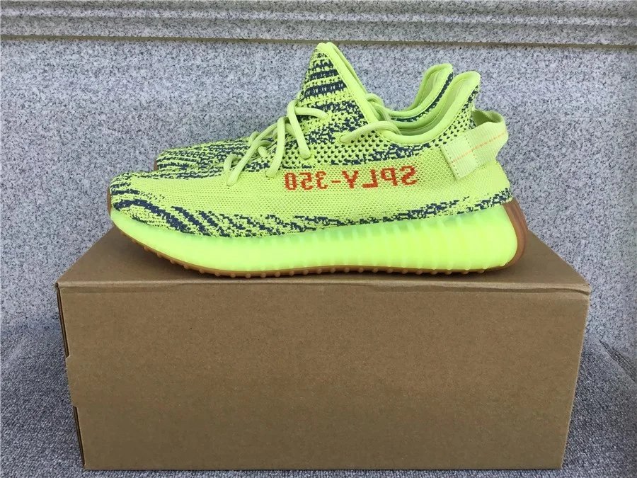 🔥🔥Yeezy350v2 Classic Replica 1 to 1 Restoration