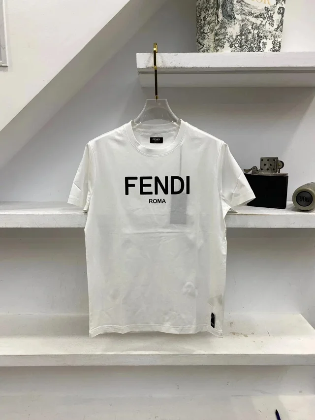 Fendi T-Shirts Short-Sleeve Graphic T-Shirt product detail image 6