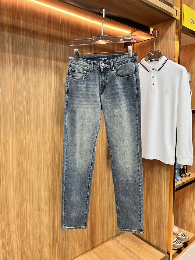 Louis Vuitton Jeans Straight-Leg Five-Pocket product detail image 9