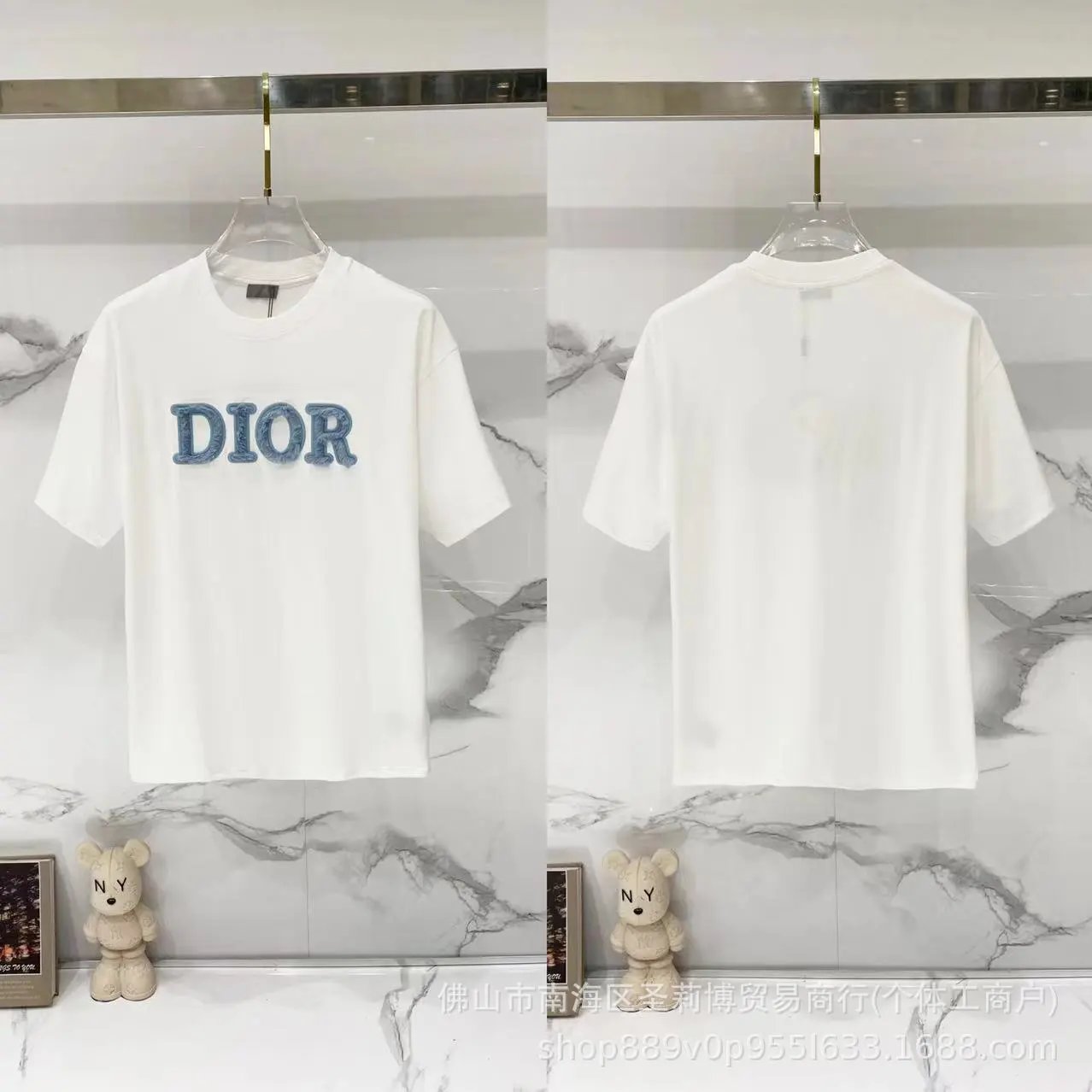 D009 plant hair white